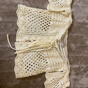 Crochet off the shoulder crop top